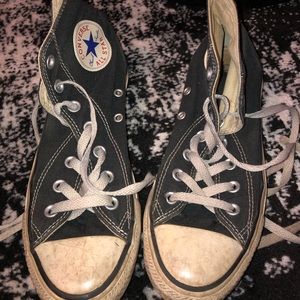 Black converse